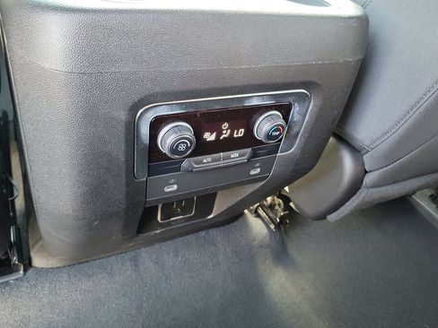 Used 2024 Chevrolet Tahoe LS RWD image 20