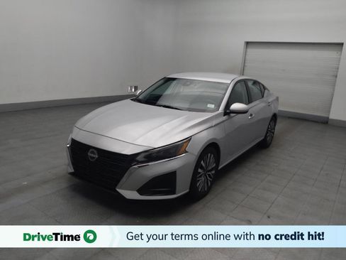 Used 2023 Nissan Altima 2.5 SV image 1