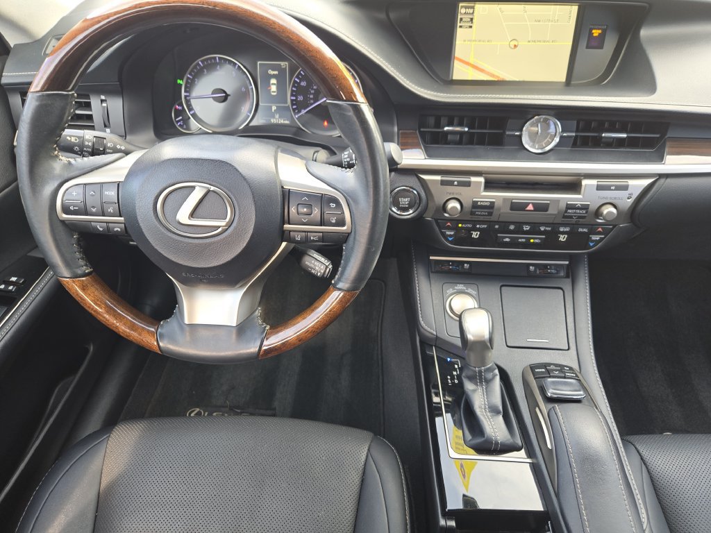 Used 2018 Lexus ES 350 w/ Navigation System Package FWD image 28