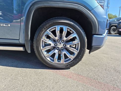 Used 2024 GMC Sierra 1500 Denali w/ Denali Reserve Package AWD/4WD image 18