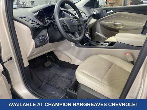 Used 2018 Ford Escape SE FWD image 13