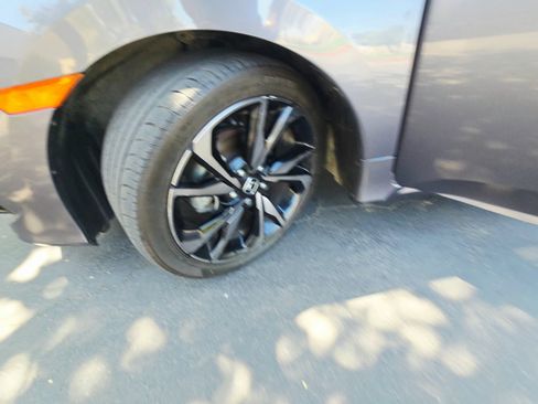 Used 2020 Honda Civic Sport image 48