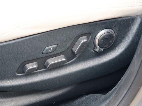 Used 2023 Genesis Electrified GV70 AWD/4WD image 33
