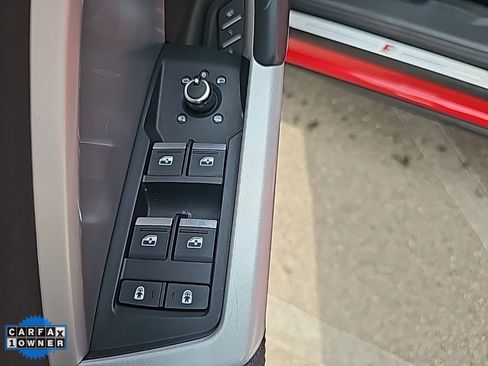 Used 2024 Audi Q3 2.0T Premium image 11