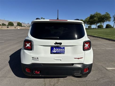 Used 2023 Jeep Renegade Trailhawk image 6