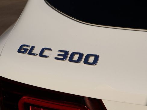 Certified 2021 Mercedes-Benz GLC 300 4MATIC image 8