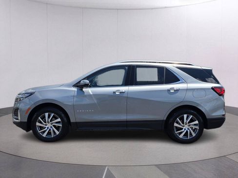 Used 2023 Chevrolet Equinox Premier AWD/4WD image 8