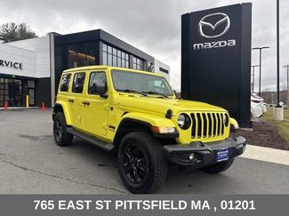 Used 2022 Jeep Wrangler Unlimited Sahara AWD/4WD video 1