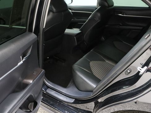 Used 2023 Toyota Camry SE FWD image 25