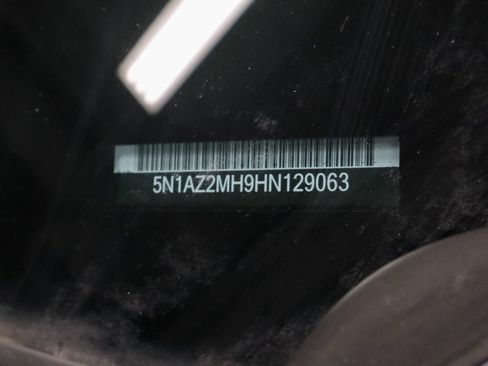 Certified 2017 Nissan Murano S w/ Navigation Package image 31