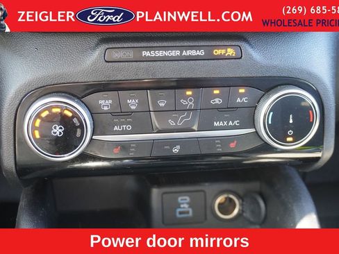 Used 2022 Ford Escape SE w/ Cold Weather Package image 20