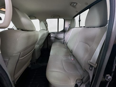 Used 2020 Nissan Frontier SV w/ Midnight Edition Floor Mats AWD/4WD image 26