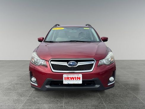Used 2016 Subaru Crosstrek 2.0i Limited AWD/4WD image 9