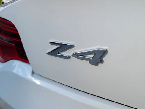 Used 2008 BMW Z4 3.0i RWD image 6