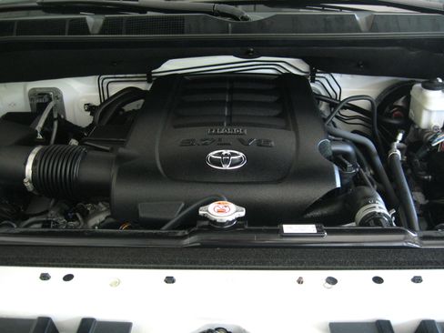 Used 2021 Toyota Tundra SR5 image 28