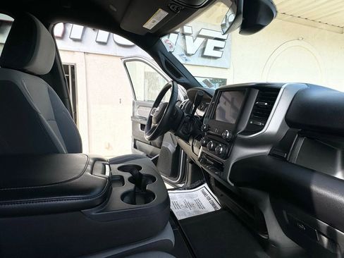 Used 2024 RAM 2500 Big Horn image 27