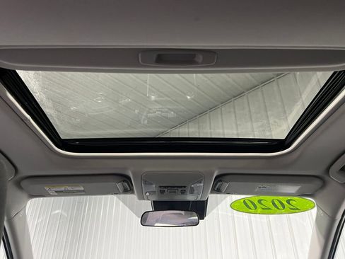 Used 2020 Toyota RAV4 XLE image 14