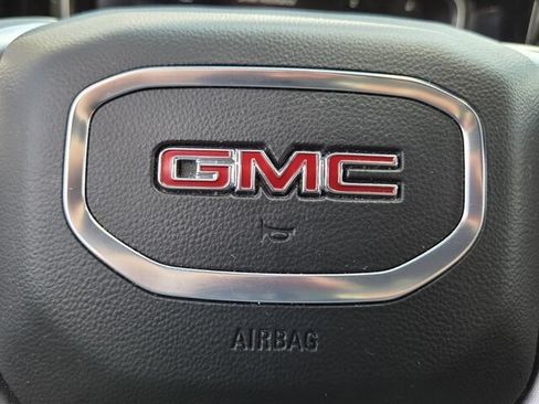 Used 2026 GMC Sierra 1500 SLT AWD/4WD image 30