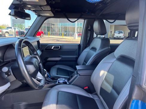 Used 2023 Ford Bronco Black Diamond image 12