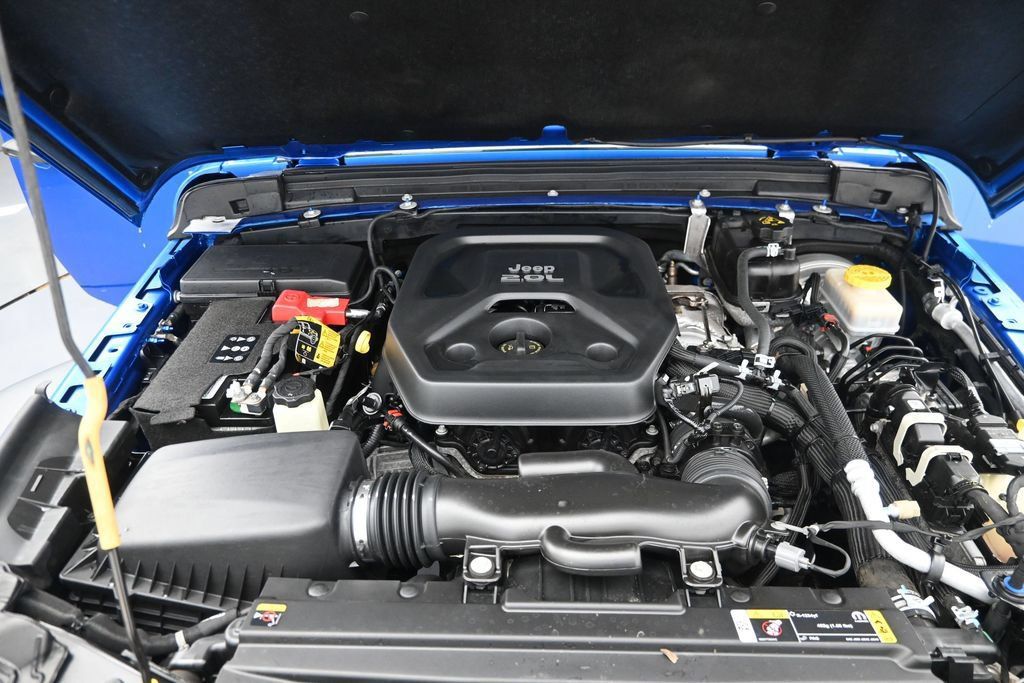 Used 2021 Jeep Wrangler Unlimited Sport AWD/4WD image 16