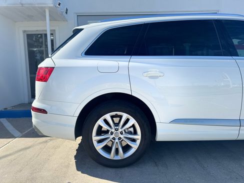 Used 2018 Audi Q7 3.0T Premium Plus w/ Premium Plus Package image 26