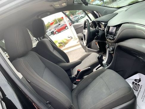 Used 2020 Chevrolet Trax LS w/ Tint and Cruise Package FWD image 14
