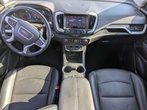 Used 2023 GMC Terrain SLT image 17