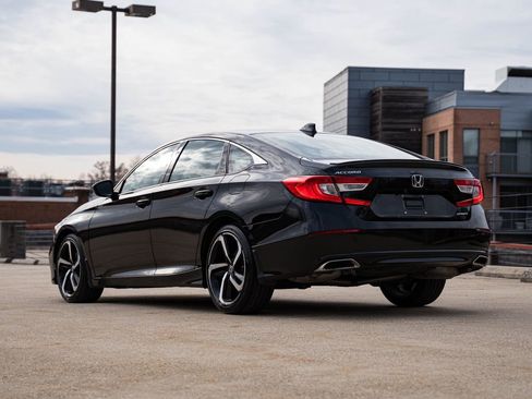 Used 2019 Honda Accord Sport image 5