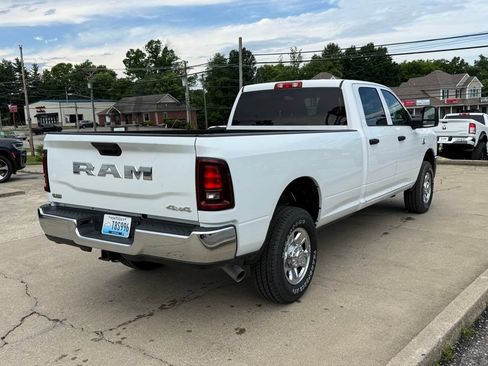 Used 2026 RAM 2500 Tradesman w/ Chrome Appearance Group AWD/4WD image 6