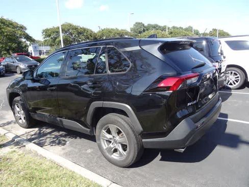 Used 2024 Toyota RAV4 XLE FWD image 6