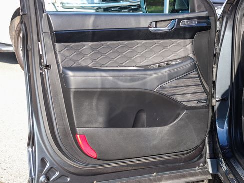 Used 2020 Hyundai Palisade Limited image 20