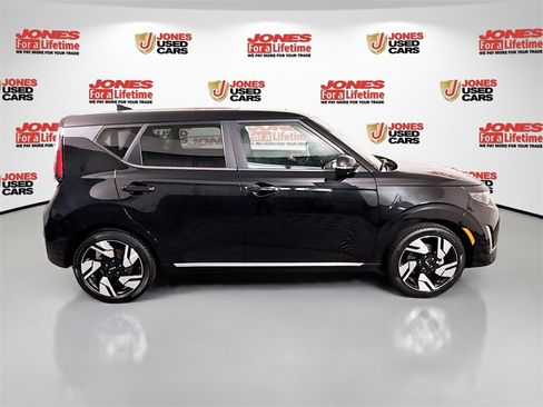 Used 2023 Kia Soul GT-Line image 17