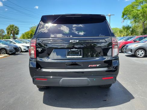 Used 2024 Chevrolet Suburban RST w/ Luxury Package image 6