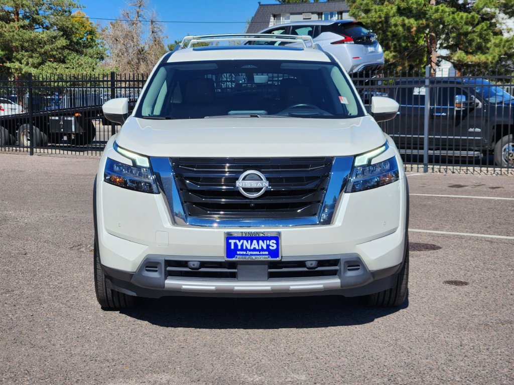Certified 2024 Nissan Pathfinder Platinum w/ Cargo Package AWD/4WD image 2