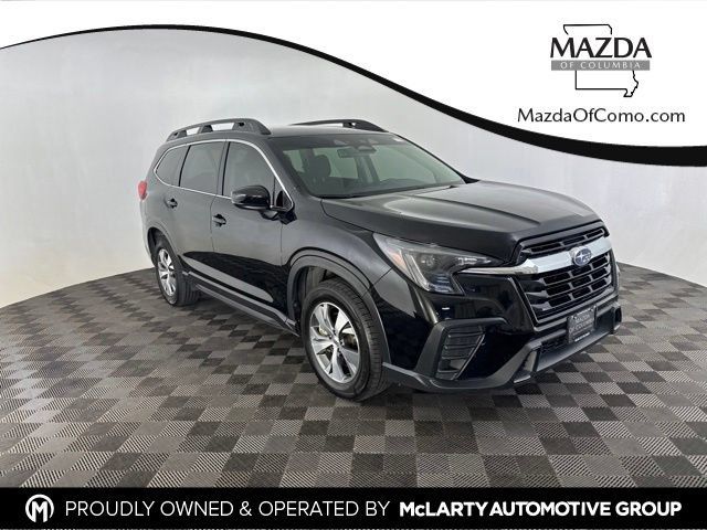 Used 2025 Subaru Ascent Premium AWD/4WD image 1