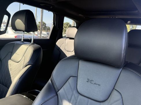 Certified 2024 Kia Telluride SX Prestige X-Pro image 11