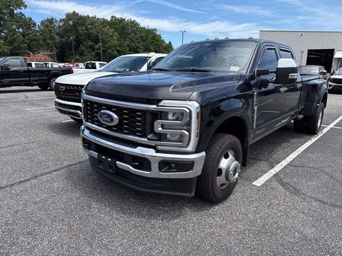 Used 2025 Ford F350 Lariat w/ Chrome Package AWD/4WD image 8