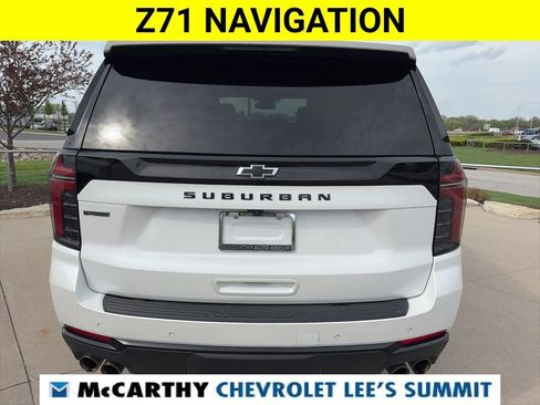 Certified 2025 Chevrolet Suburban Z71 AWD/4WD image 12