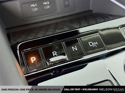 New 2025 Nissan Murano SL image 17