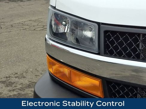 Used 2024 Chevrolet Express 2500 w/ Driver Convenience Package image 13