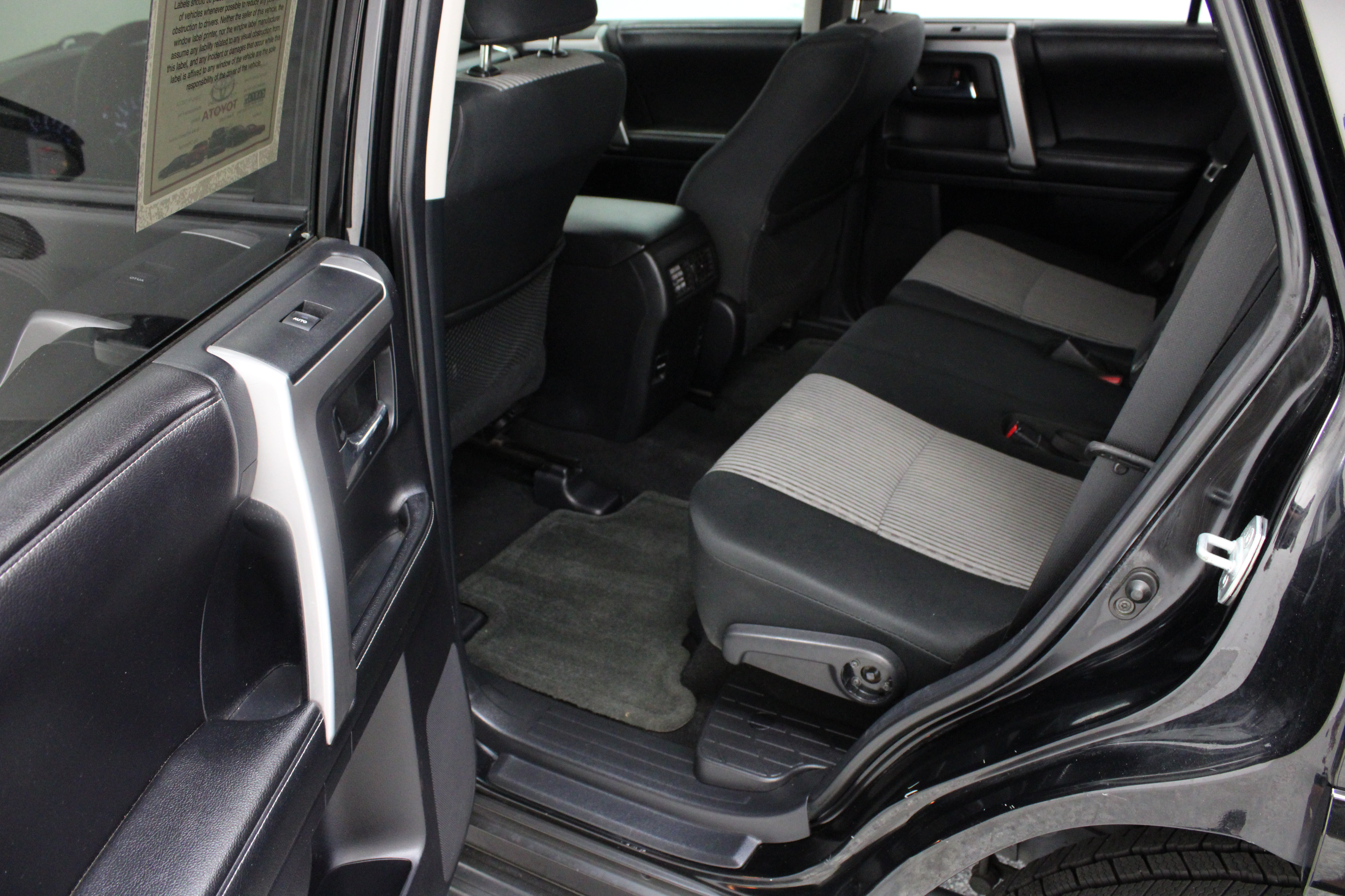 Used 2015 Toyota 4Runner SR5 RWD image 25