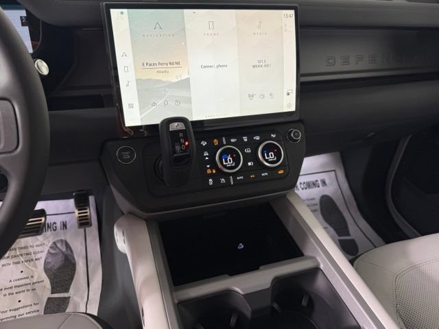 New 2026 Land Rover Defender 110 V8 AWD/4WD image 36