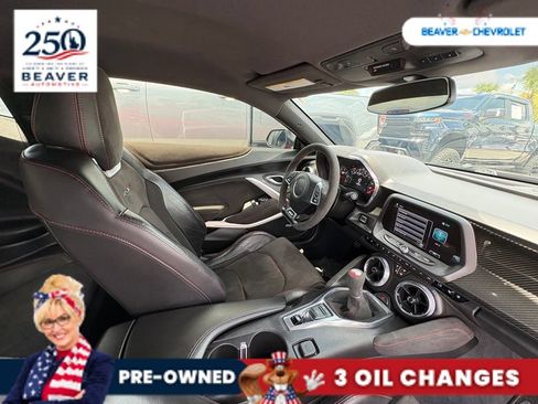 Used 2018 Chevrolet Camaro ZL1 RWD image 27