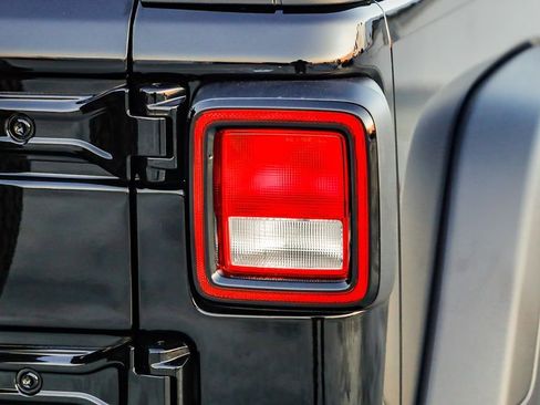 New 2026 Jeep Wrangler Unlimited Sport AWD/4WD image 10