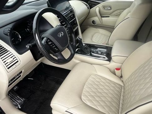 Certified 2024 INFINITI QX80 Sensory w/ Cargo Package AWD/4WD image 11