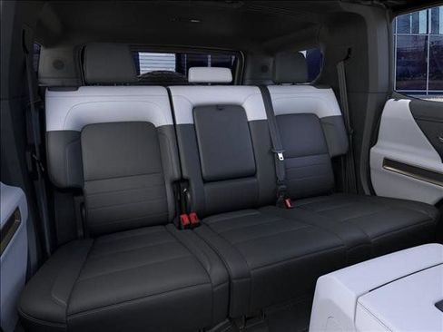 Used 2025 GMC Hummer EV 3X AWD/4WD image 17