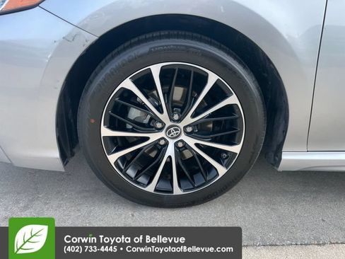 Used 2019 Toyota Camry SE FWD image 26