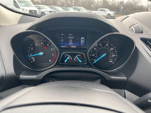 Used 2019 Ford Escape SEL image 9