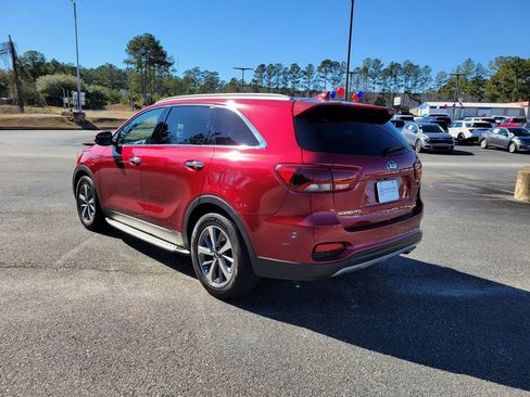 Used 2019 Kia Sorento EX image 4
