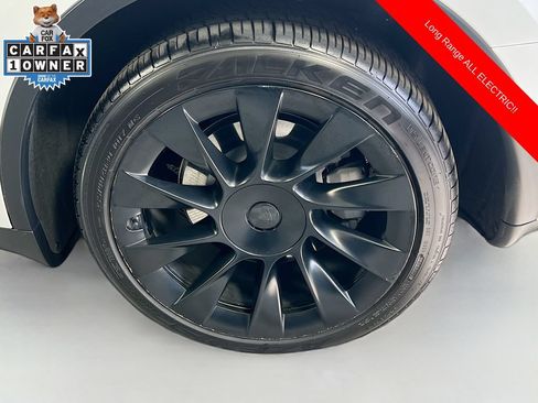 Used 2023 Tesla Model Y Long Range AWD/4WD image 31